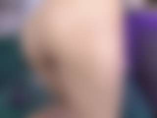 Isabella Spring's Live Sex Cam Show