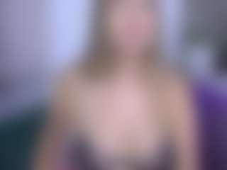 Live cam show with Isabella Spring - Cock Rating on CamClone
