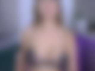 Live cam show with Isabella Spring - Handjob on xxxlivecams.org