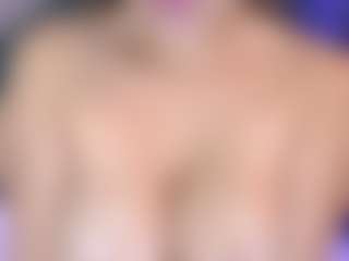 Live cam show with Isabella Spring - Flashing on CSO-WL
