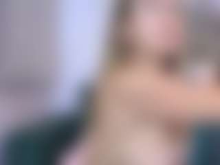 Isabella Spring's Live Sex Cam Show