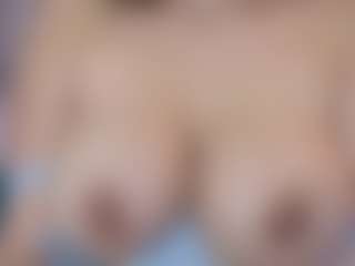 Isabella Spring's Live Sex Cam Show