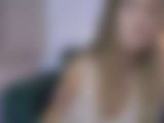 Isabella Spring's Live Sex Cam Show