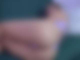 Isabella Spring's Live Sex Cam Show