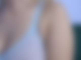 Isabella Spring's Live Sex Cam Show