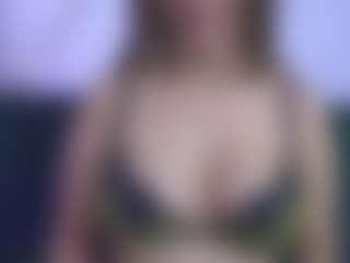 Isabella Spring's Live Sex Cam Show