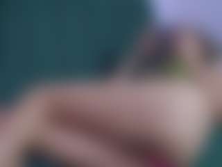 Isabella Spring's Live Sex Cam Show