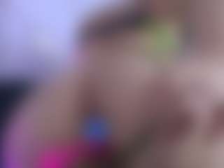Live cam show with Isabella Spring - Flashing on CamClone