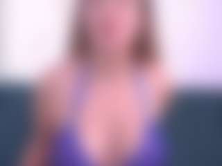 Isabella Spring's Live Sex Cam Show