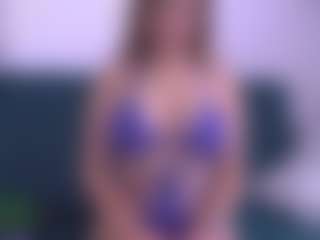 Live cam show with Isabella Spring - Flashing on Camiplay Live