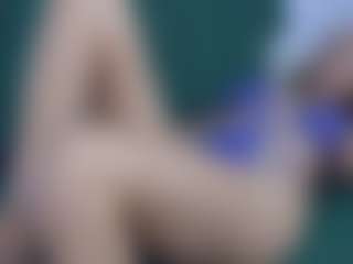 Live cam show with Isabella Spring - Flashing on slutload