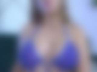 Isabella Spring's Live Sex Cam Show