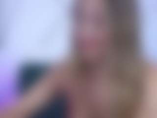 Isabella Spring's Live Sex Cam Show