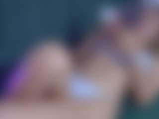 Live cam show with Isabella Spring - Dildo Or Vibrator on CamClone