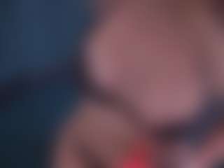 Isabella Spring's Live Sex Cam Show