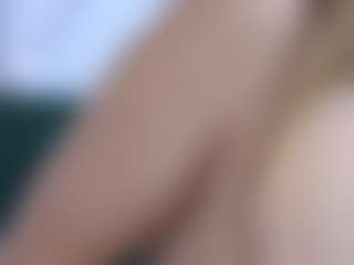 Isabella Spring's Live Sex Cam Show