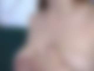Live cam show with Isabella Spring - Shaved on Camsoda