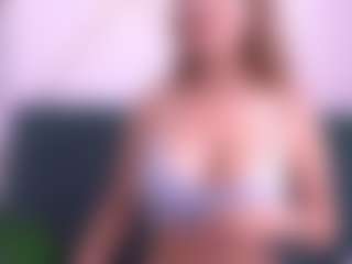 Isabella Spring's Live Sex Cam Show