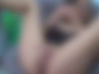 Isabella Spring's Live Sex Cam Show