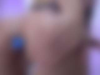 Live cam show with Isabella Spring - Fingering Young Adult on Camsoda Late Night