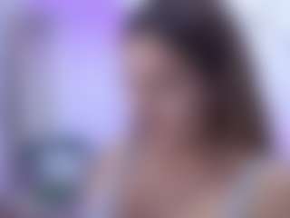 Live cam show with Isabella Spring - Double Penetration on studioflirtlive.com
