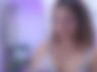 Live cam show with Isabella Spring - Full Nudity on mypornchat.com