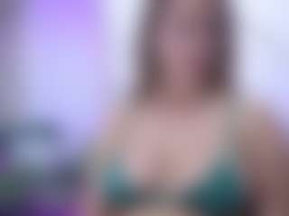 Live cam show with Isabella Spring - Blonde Hair on Camsoda
