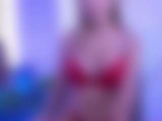 Isabella Spring's Live Sex Cam Show