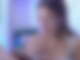Live cam show with Isabella Spring - Shaved on xfollow cams