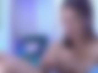 Live cam show with Isabella Spring - Oil on Camsoda