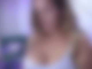 Live cam show with Isabella Spring - Blonde Hair Lovense on livesuperchat.net
