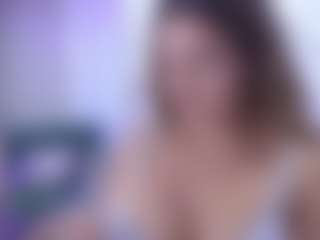 Isabella Spring's Live Sex Cam Show