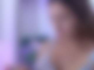 Isabella Spring's Live Sex Cam Show