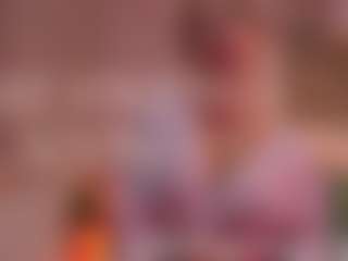 Isabella Spring's Live Sex Cam Show