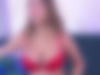 Isabella Spring's Live Sex Cam Show