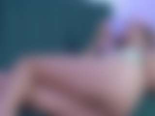Spettacolo in cam dal vivo con Isabella Spring - Pov su Camsoda