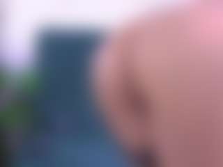 Isabella Spring's Live Sex Cam Show