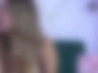 Live cam show with Isabella Spring - Handjob on Camsoda