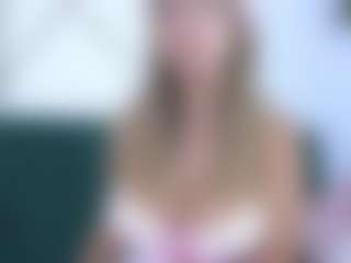 Isabella Spring's Live Sex Cam Show
