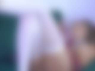 Isabella Spring's Live Sex Cam Show