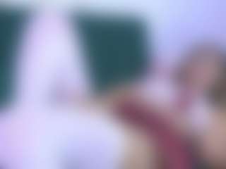 Isabella Spring's Live Sex Cam Show