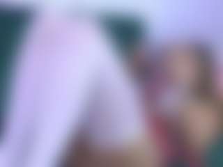 Isabella Spring's Live Sex Cam Show