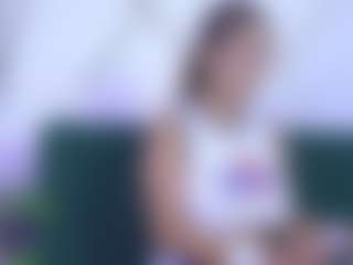 Isabella Spring's Live Sex Cam Show