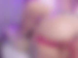 beauty-milf's Live Sex Cam Show