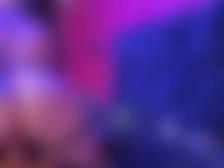 Live cam show with beauty-milf - Mature on Dolls Live