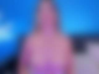 Live cam show with Bella Marie - MILF on 1on1-livenow