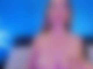 Live cam show with Bella Marie - MILF on Camsoda