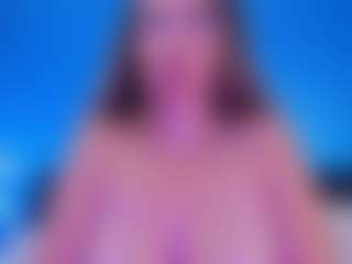 Live cam show with Bella Marie - BBW on friskycurves.com
