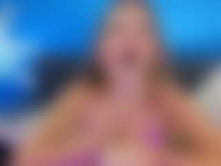 Live cam show with Bella Marie - MILF on CamSodaAdn