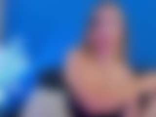 Live cam show with Bella Marie - Foot Fetish on Camsoda